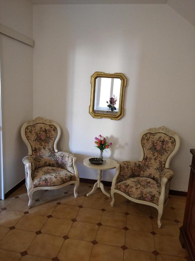 Casa Mariuccia A Due Passi Dal Mare Apartman Finale Ligure Kültér fotó